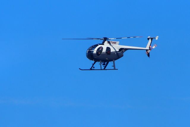 MD Helicopters MD 500 (N571HH)