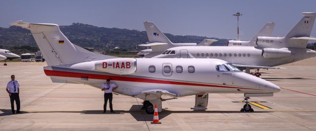 Embraer Phenom 100 (D-IAAB)