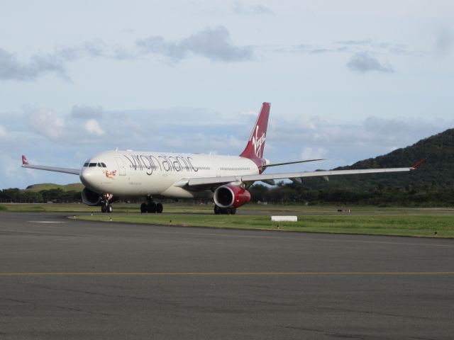 Airbus A330-300 (G-VGEM)