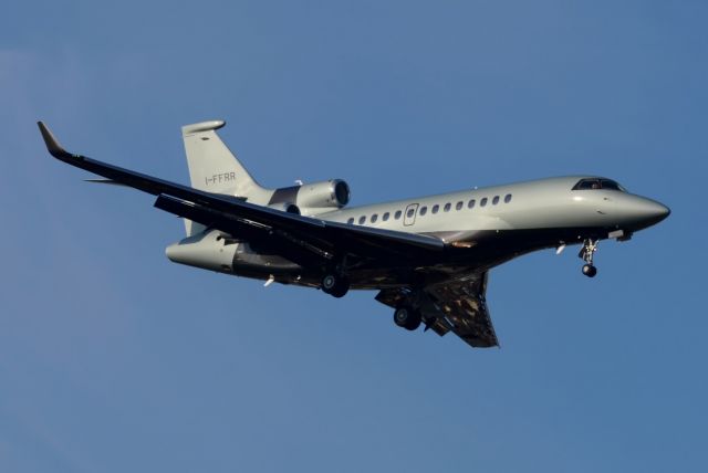 Dassault Falcon 7X (I-FFRR)