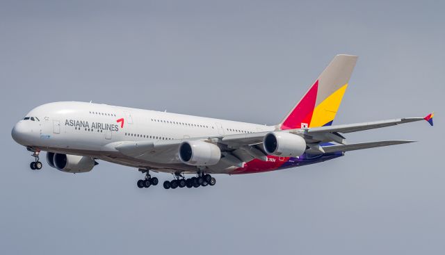 Airbus A380-800 (HL7634)