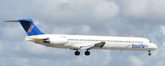 McDonnell Douglas MD-83 (PJ-MDF)