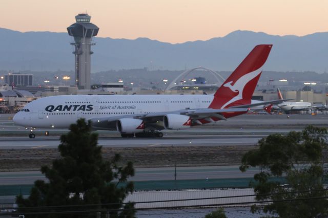 Airbus A380-800 (VH-OQA)