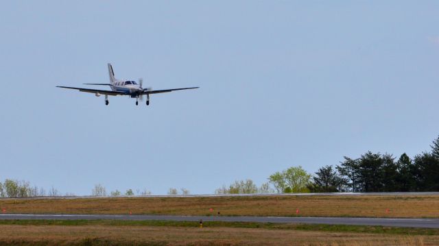 Piper Malibu Meridian (N990DP) - N990DP landing, Runway 24, KHKY