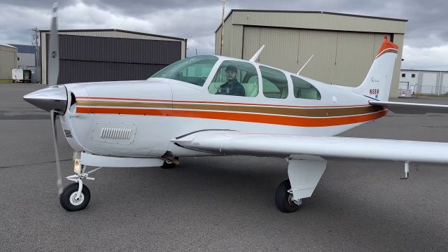 Beechcraft Bonanza (33) (N831R)