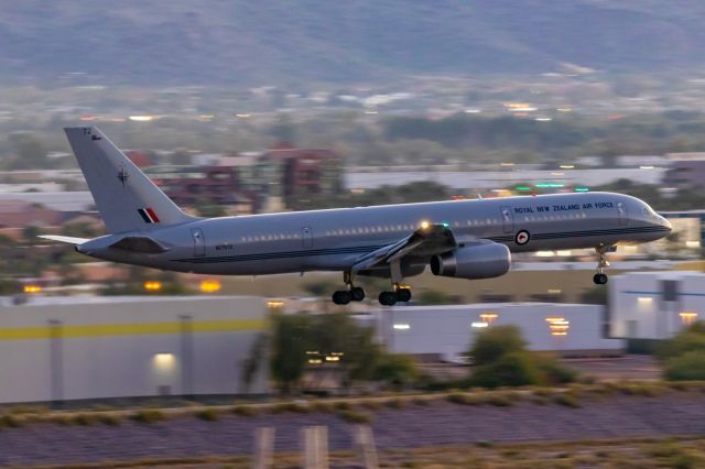 Boeing 757-200 (ANZ7572) - Royal New Zealand Air Force 757-200 landing at PHX on 11/30/22. Taken with a Canon 850D and Tamron 70-200 G2 lens.