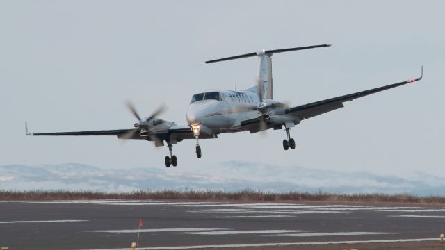 Beechcraft Super King Air 350 (C-GNLO)