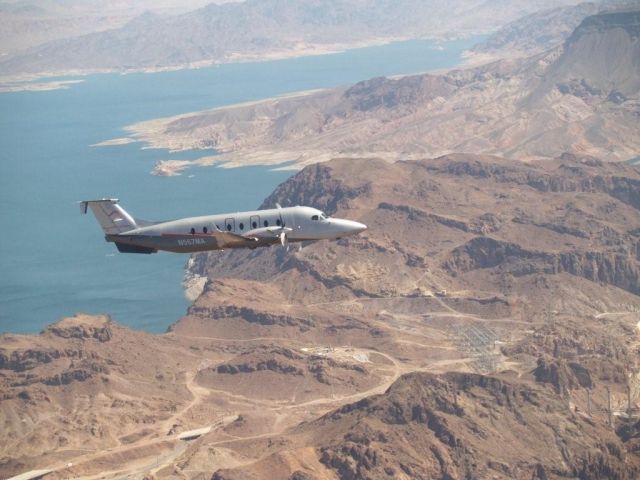 Beechcraft 1900 (N567MA) - Looking at Lake Mead