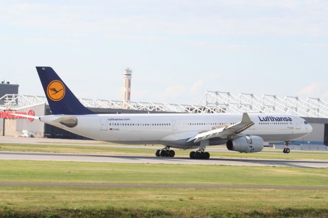 Airbus A330-300 (D-AIKL)