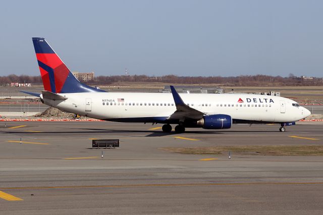 Boeing 737-800 (N376DA) - DAL2058 to SJU on 6h April 2015
