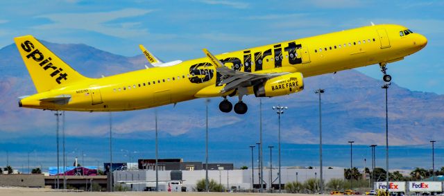 Airbus A321 (N661NK) - N661NK Spirit Airlines Airbus A321-231 s/n 6867 - McCarran International Airport (KLAS)br /Las Vegas, Nevadabr /Photo: TDelCorobr /April 5, 2019