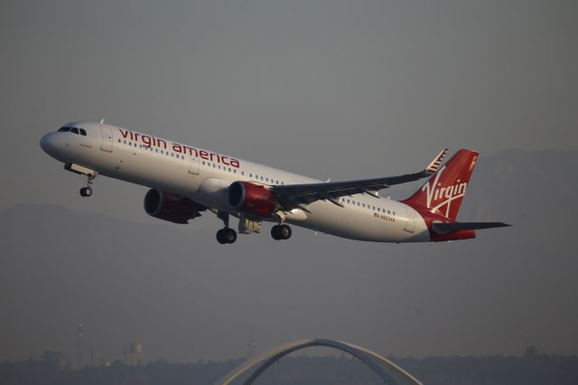 Airbus A321 (N923VA)