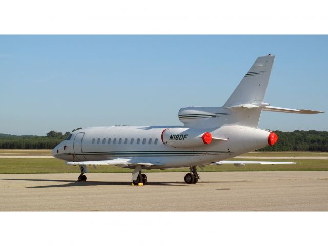 Dassault Falcon 900 (N18DF) - A very nice business jet, built to French military standards.