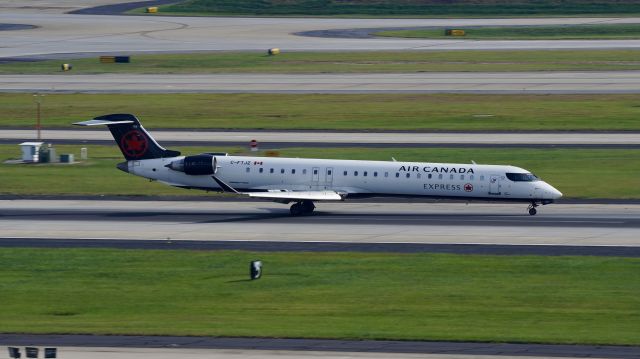 Canadair Regional Jet CRJ-900 (C-FTJZ)