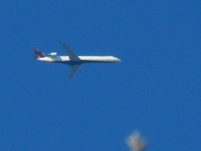 Canadair Regional Jet CRJ-900 (N131EV) - A CRJ-900 Of Delta Airlines, Approaches Reagan National Over My House