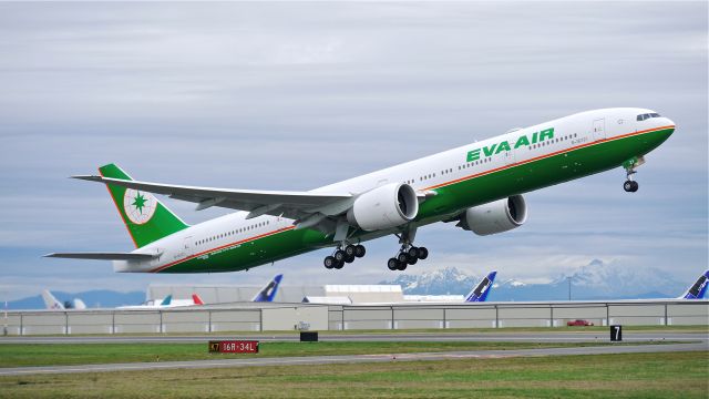 BOEING 777-300 (B-16721) - EVA773 on rotation from Rwy 16R to begin its delivery flight to RCTP / TPE on 2/12/15. (ln 1275 / cn 43290).