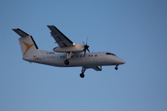 de Havilland Dash 8-100 (C-GPAU) - PAL Airlines 927 landing Runway 26 Goosebay just as the sun went down, did what I could with what light I had