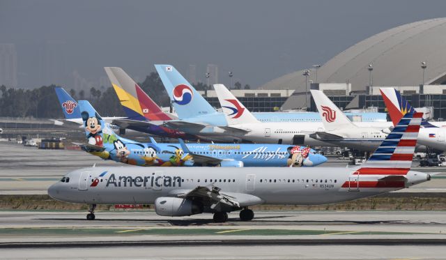 Airbus A321 (N534UW) - Arrived at LAX on 25L