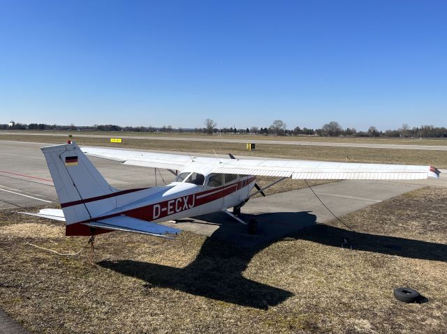 Cessna Skyhawk (D-ECXJ) - 10 MAR 2022.