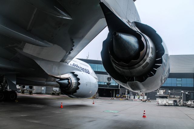 BOEING 747-8 (D-ABYH) - Who dont love these engines? ;)