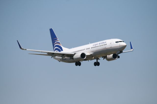 Boeing 737-800 (HP-1724CMP)