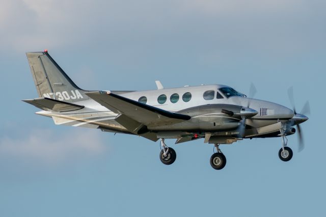 Beechcraft King Air 90 (N730JA) - Landing 13R at Dallas Love Field May 14 2019.