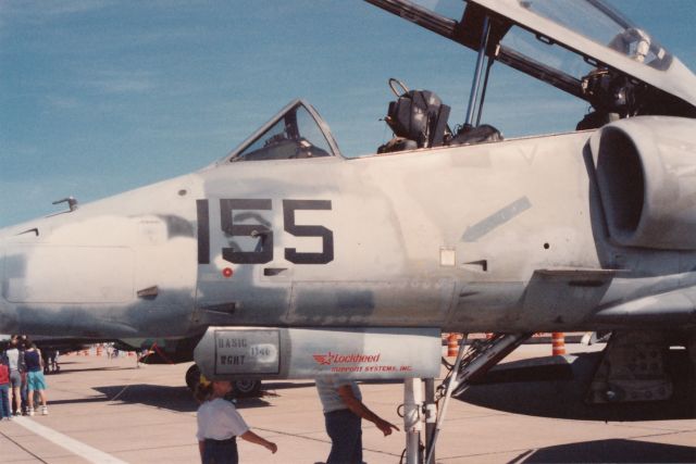 — — - TA-4 nose markings with Lockheed Support marking on the nose gear door