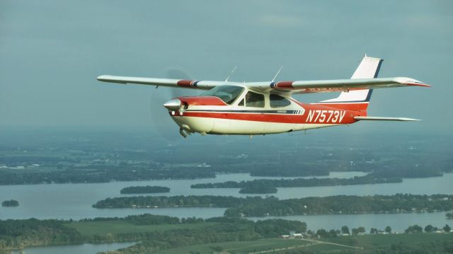 Cessna 177RG Cardinal RG (N7573V) - Over Beaver Dam WI, 7/25/2014