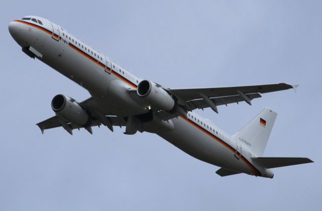 Airbus A321 (GAF1504)