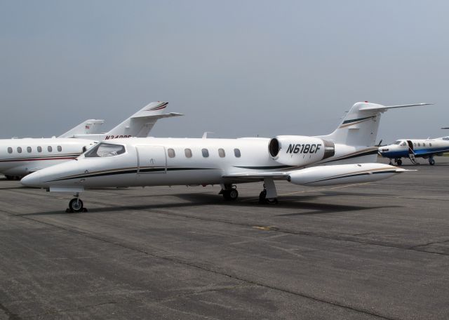 Learjet 35 (N618CF) - A fast aircraft!