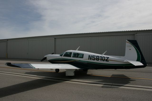 Mooney M-20 Turbo (N5810Z) - At KSLC