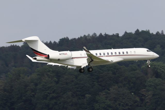 BOMBARDIER BD-700 Global 7500 (N175QS)