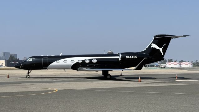 Gulfstream Aerospace Gulfstream V (N444SC) - On the ramp at ACI North
