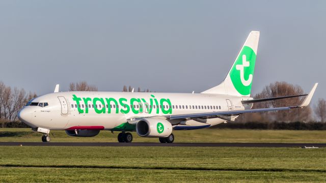 Boeing 737-800 (PH-HXI)