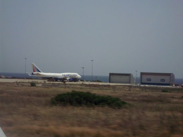 Boeing 747-400 —
