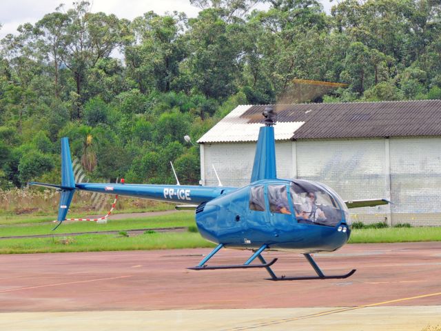 Robinson R-44 (PP-ICE) - Robinson R-44 II (cn 12775) Criciúma - Forquilhinha (CCM / SBCM), Brazil
