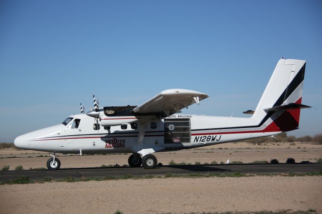 De Havilland Canada Twin Otter (N128WJ)