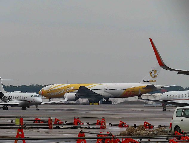 Boeing 777-200 (HS-XBC) - I took this picture on Nov 27, 2019.br /XW101/27 Nov  NRT-DMK