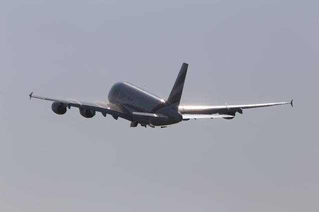 Airbus A380-800 (A6-EOH)