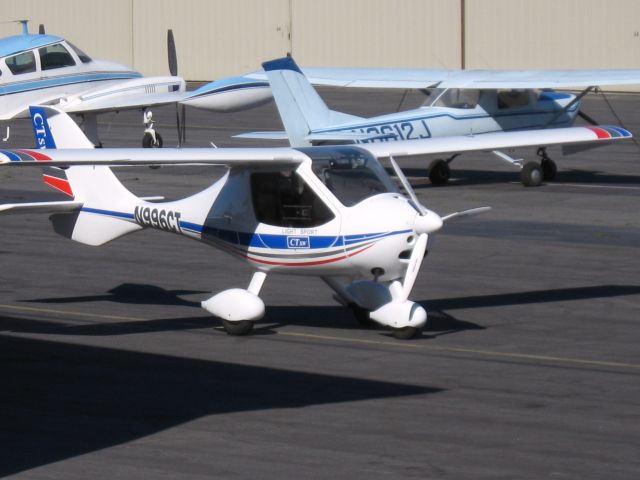 N996CT — - Parked at El Monte