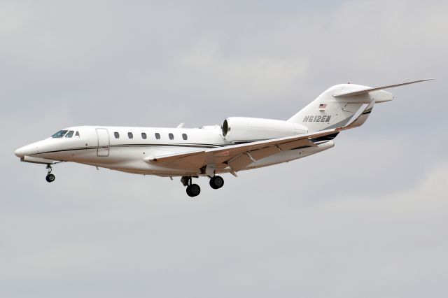 Cessna Citation X (N612EM)