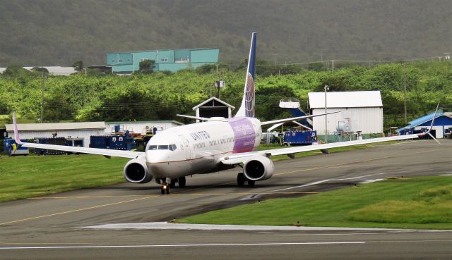 Boeing 737-900 (N66848)