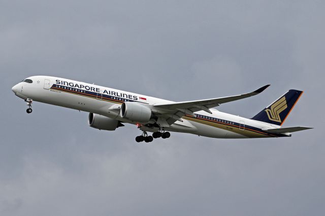 Airbus A350-900 (9V-SMO) - SIA52 continuing to IAH.