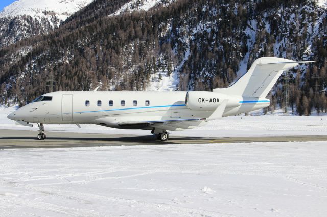 Bombardier Challenger 300 (OK-AOA)