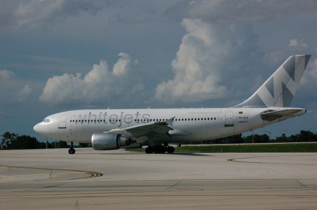 Airbus A310 (PR-WTA)