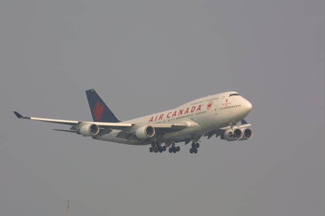 Boeing 747-400 (C-FGHZ)