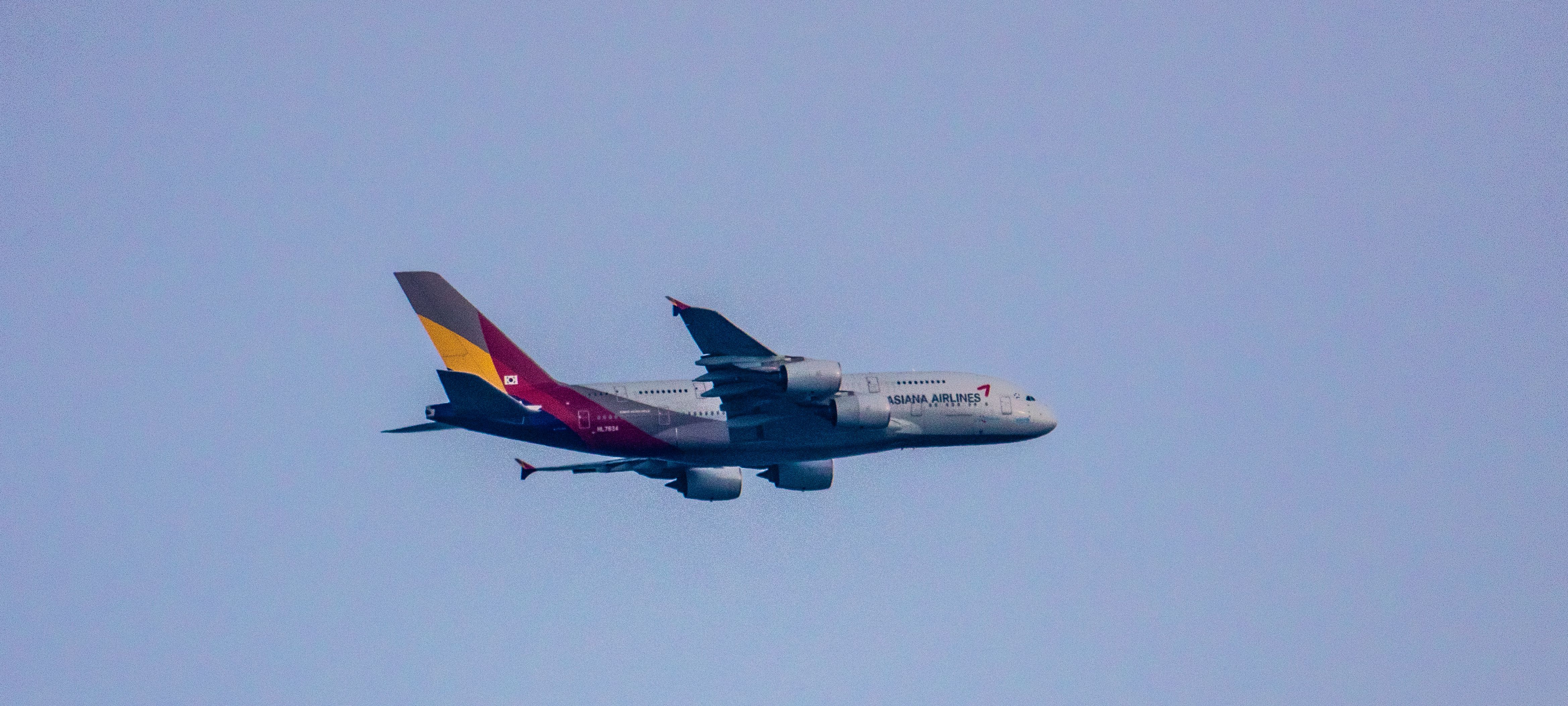 Airbus A380-800 (HL7634)