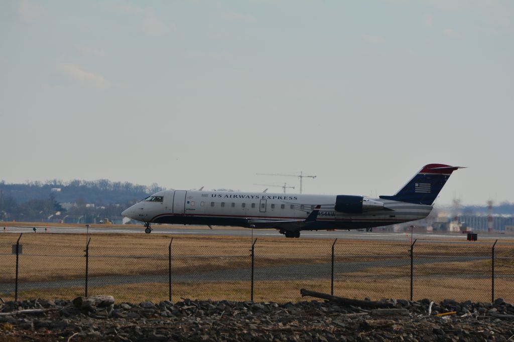 Canadair Regional Jet CRJ-200 (N454AW)