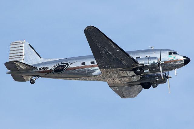 Douglas DC-3 (N3006) - Takes off.