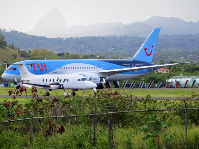 Boeing 787-8 (G-TUIC)